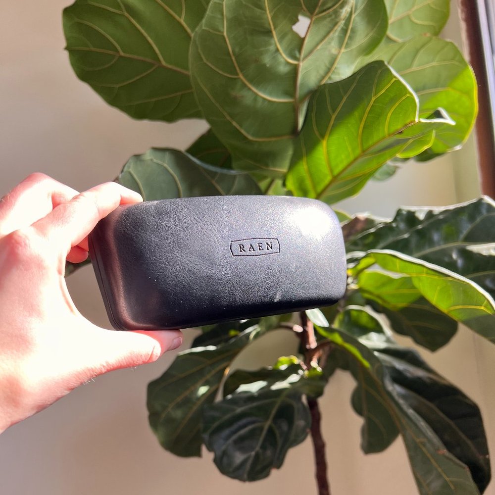 NWOT Raen Remmy Sunglasses